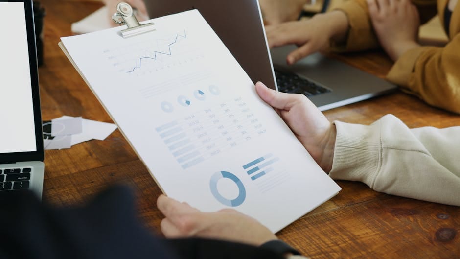 CSRD-kurs för SME — så väljer du mellan VSME, förenklad ESRS och full rapportering 2026 - HoloHouse